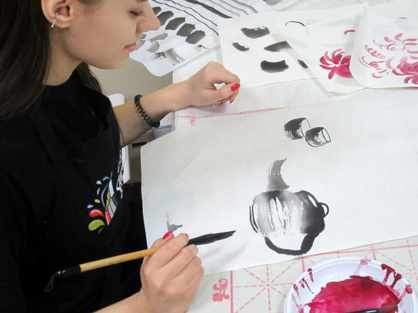 Китайская живопись со Светланой Плакасовой - онлайн курсы в студии рисования Kalacheva School