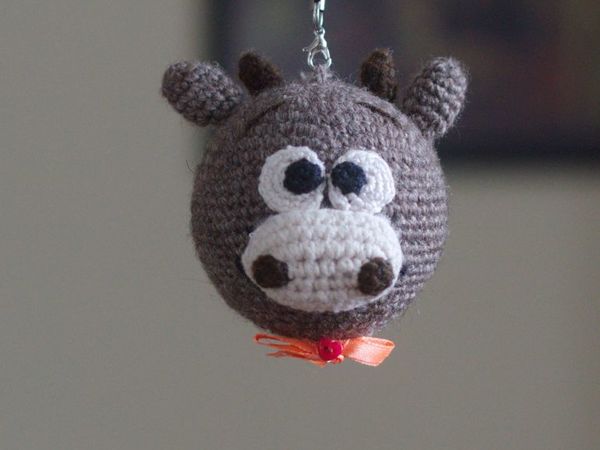 Брелок «Бычок» | Ярмарка Мастеров - ручная работа, handmade