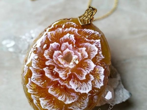 Кулон с росписью по камню « Вселенская Роза » | Ярмарка Мастеров - ручная работа, handmade