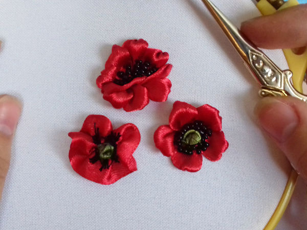 Embroidering Poppies with Satin Ribbons: 3 Ways | Ярмарка Мастеров - ручная работа, handmade