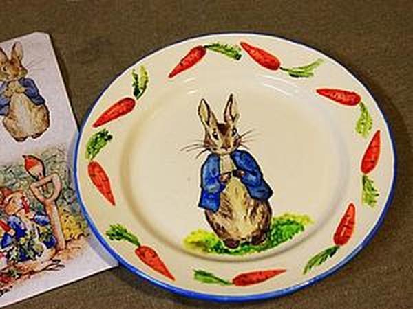 Сeramic Plate with Peter Rabbit | Ярмарка Мастеров - ручная работа, handmade