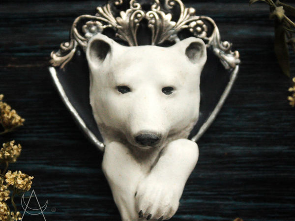 Белый медведь. Колье из полимерной глины. Кулон ручной работы | Ярмарка Мастеров - ручная работа, handmade