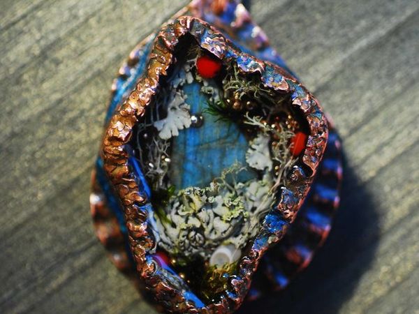 Making Copper Pendant Filled with Jewellery Resin. Part 1 | Livemaster - handmade