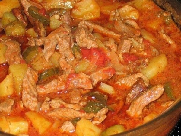 Азу из говядины в мультиварке / Простые рецепты