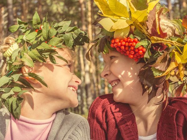 Осенние поделки своими руками: мастерим из шишек, каштанов, листьев и желудей