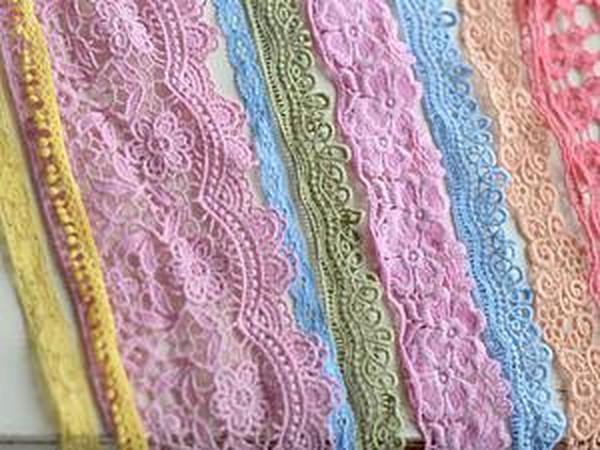 Кружево шантильи – декор лифа нарядного платья