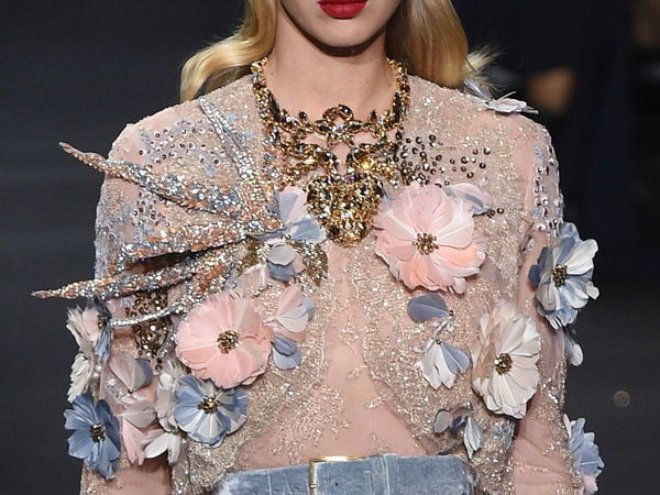 Вышивка перьями нарядов коллекции Elie Saab Haute Couture осень / зима 2016-2017 | Ярмарка Мастеров - ручная работа, handmade