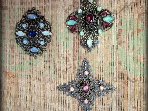 Обычная фурнитура, обычные камушки | Ярмарка Мастеров - ручная работа, handmade