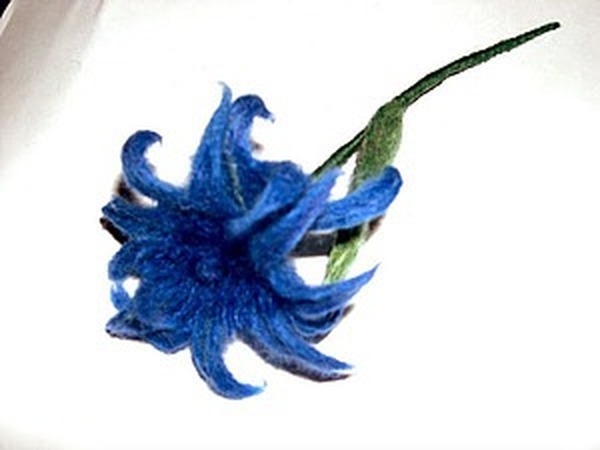 Мастер-класс по валяному цветку «Василек синий» | Ярмарка Мастеров - ручная работа, handmade