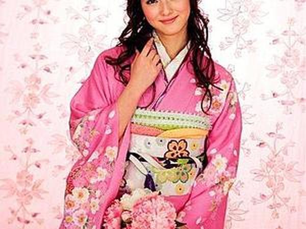 Купить настоящее женское кимоно. Доставка из Японии