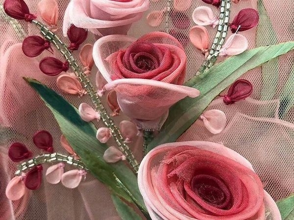 Fabric Flowers in Works of Designers and Embroiderers | Livemaster - handmade